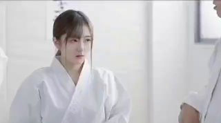 可爱的大学生第一次口交